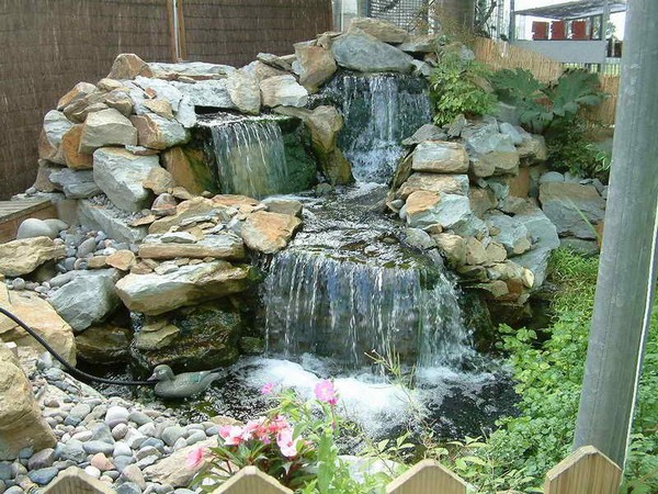 41 Unique Garden Water Features To Easily Create In 2021