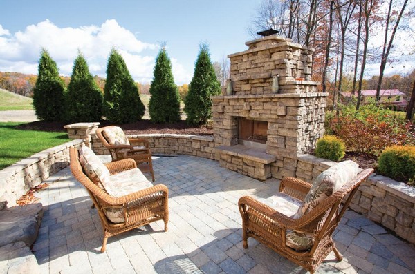 31 Great Outdoor Fireplace Ideas And Kits Diy Guide 2021