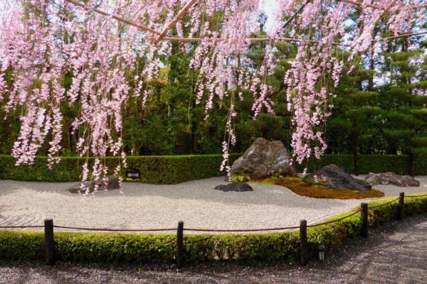 45 Wonderful Japanese Gardens Ideas and Designs You'll Love